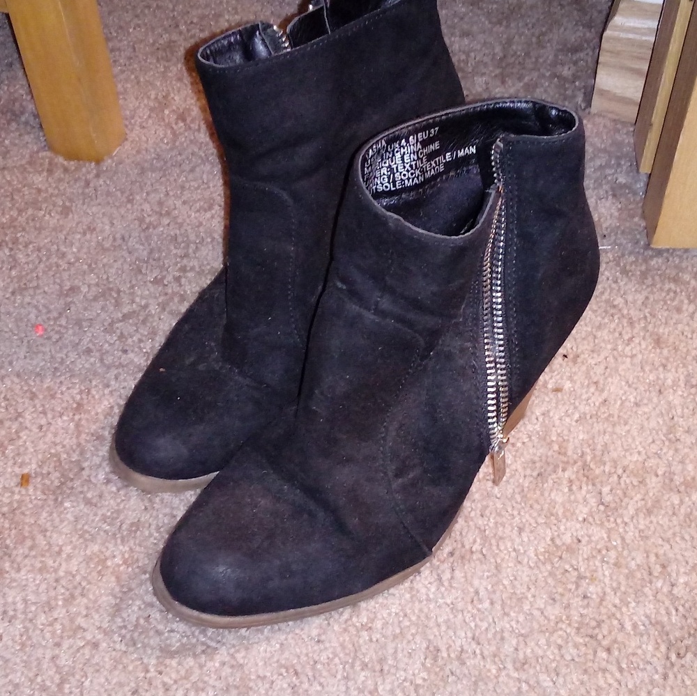 Black Booties